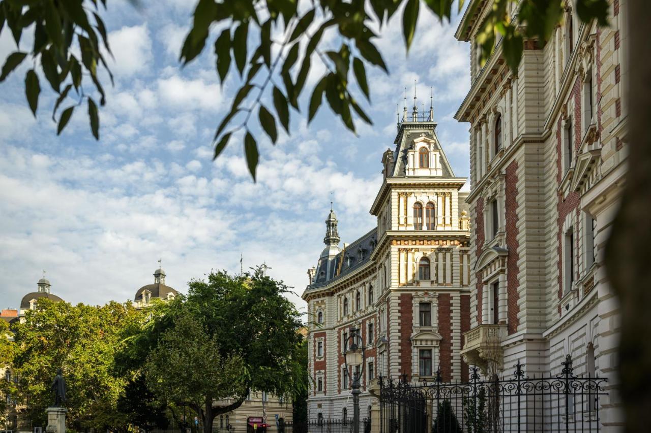 Millenium Spa Island Budapest Exteriör bild
